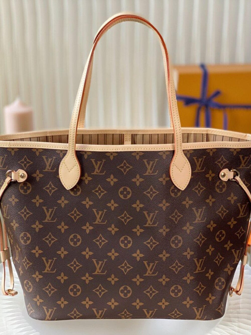 🌸 Louis Vuitton Neverfull MM Monogram Beige - Picture 2 of 10